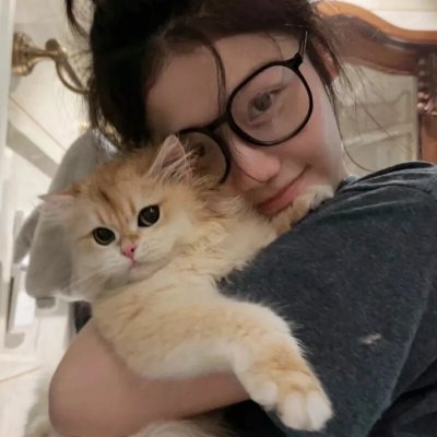 燕子与鹦鹉